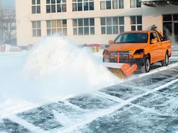 Véhicule de déneigement