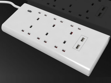 Multiprise 6 prises avec ports USB