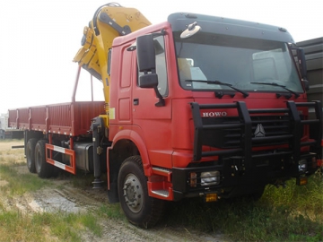 Grue montée sur camion HOWO