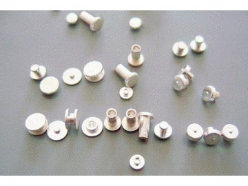 Rivet argenté – contact électrique